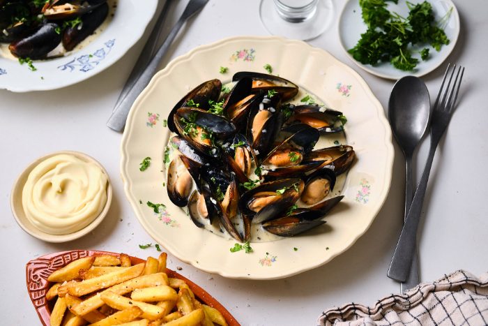 Rjómalagaðir kræklingar og franskar